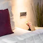 Delicate Charm At Heart Apartment