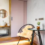Apartment Delicate Charm At Heart *
