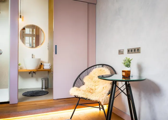 Apartment Delicate Charm At Heart *