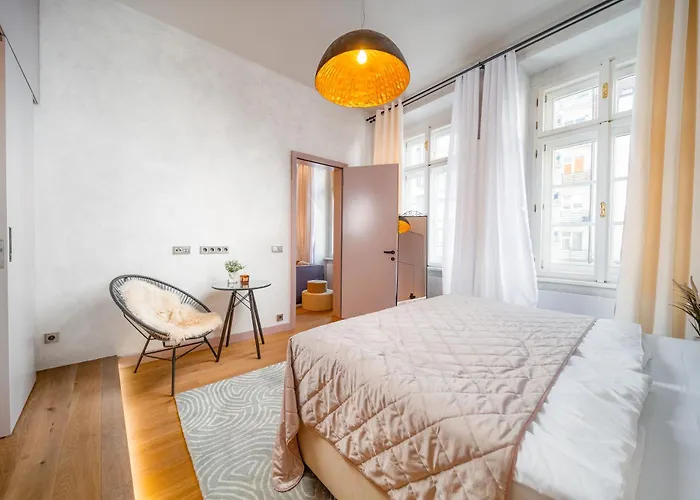 Delicate Charm At Heart Appartement